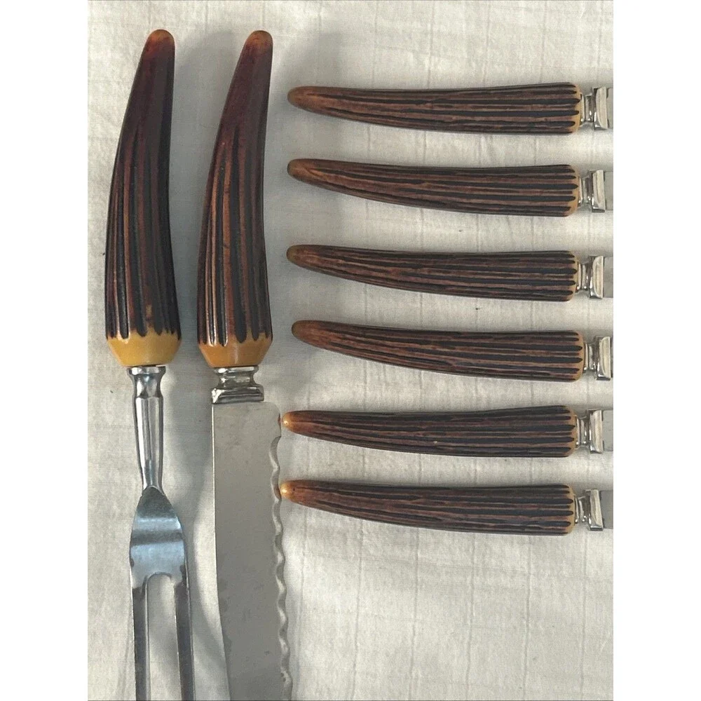 Vintage Regent Sheffield Wavecrest 6 Steak Knives, Carving Knife and Serve Fork